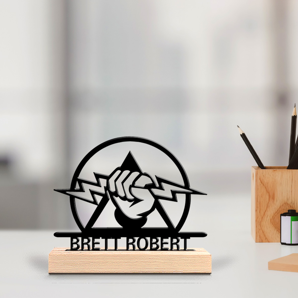 Custom Engraved Electrical Eng - Office Tech Desk reseña y precio